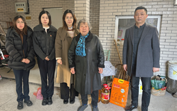京奕集团：冬日暖阳，慰问圣塘困难群众